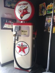 Pompe à essence TEXACO (BENNETT 58)