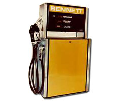 Bennett , 1975 : premier distributeur avec compteur électronique